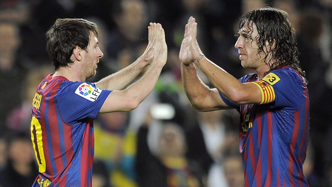 Hasil gambar untuk carles puyol and messi