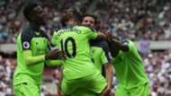 Divock Origi Philippe Coutinho Liverpool 14052017