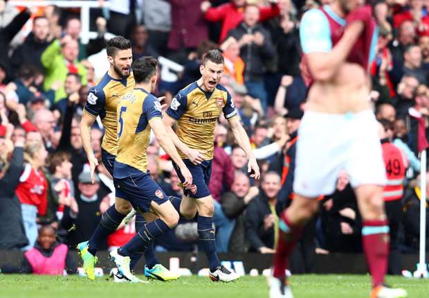 arsenal-celebrates-against-west-ham-premier-league-09042016_1bq6ullaa928y15vm15o89w36n.jpg