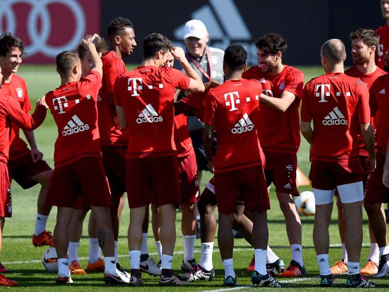 FC Bayern: ohne Clement ins Trainingslager nach Katar ...