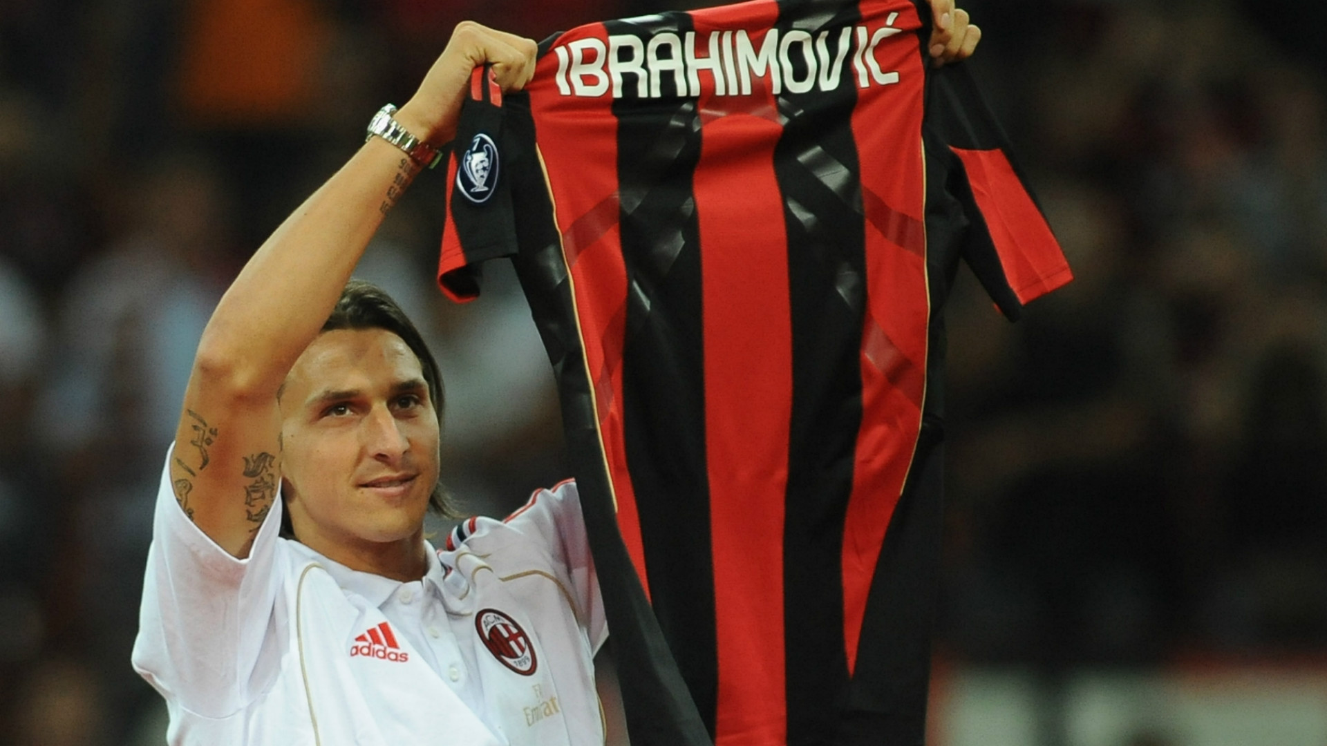 Milan, Fassone non si nasconde: Milan, Fassone non si nasconde:
