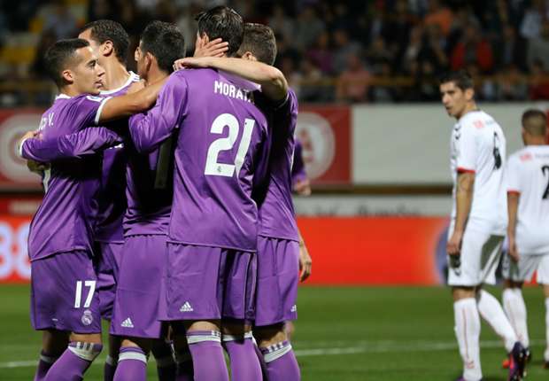 real-madrid-celebrates-cultural-real-madrid-copa-del-rey_1pim2nko9yo6g1j310mp2eja5s.jpg
