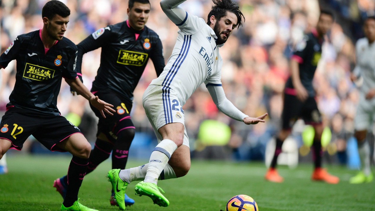 Barcelona Persuading Isco To Join As A Free Agent In 2018 Goalcom