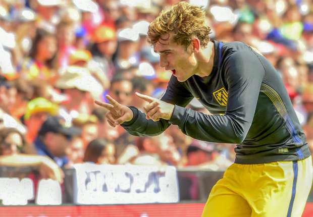antoine-griezmann-valencia-atletico-madrid-02102016_1f033q8q7sejc1hqsj48v0ag9l.jpg