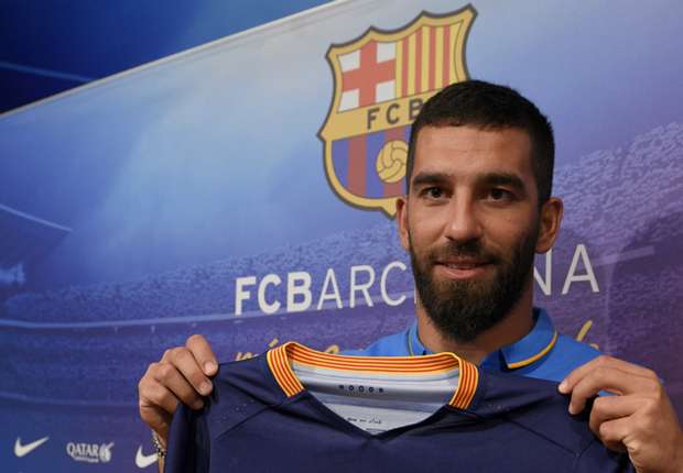 arda-turan-barcelona_1410ec3qx6jo21agcf5ouykztw.jpg