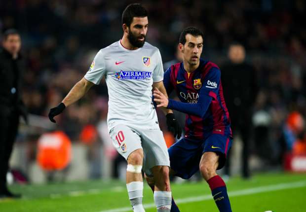 arda-turan-sergio-busquets-barcelona-atletico-madrid-copa-del-rey-01212015_1e06b6y69a0vd1j3sxif8ym2zz.jpg