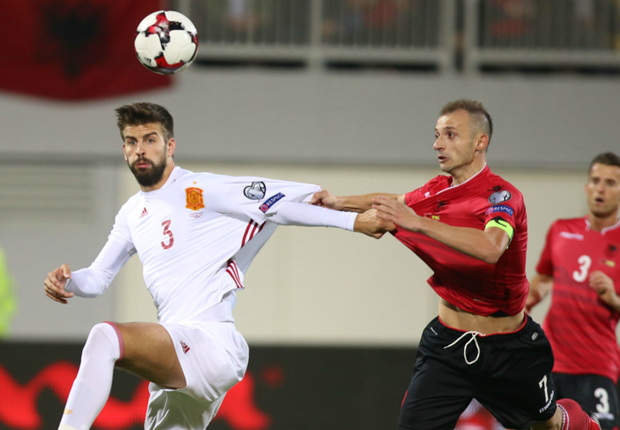 gerard-pique-albania-spain-09102016_fcz4j7t5isdx1j855ktpuuagv.png