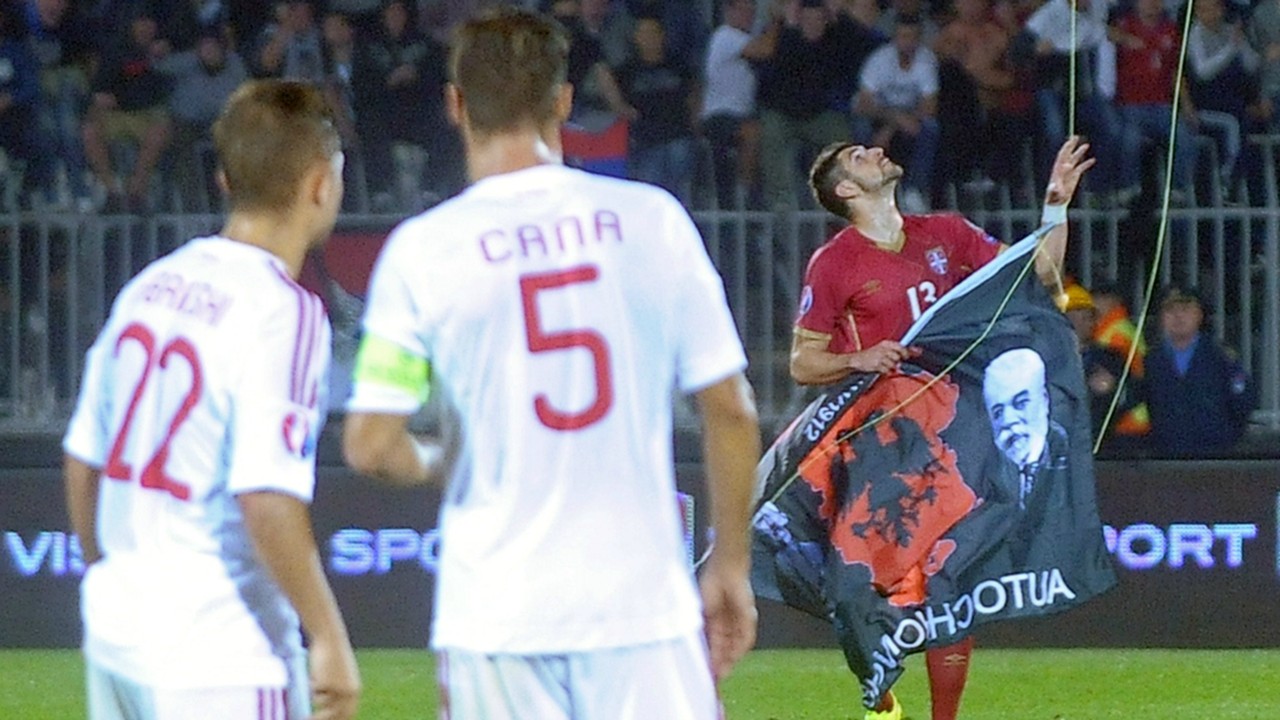 Kapten Albania Laga Dihentikan Karena Ulah Fans Serbia Goalcom