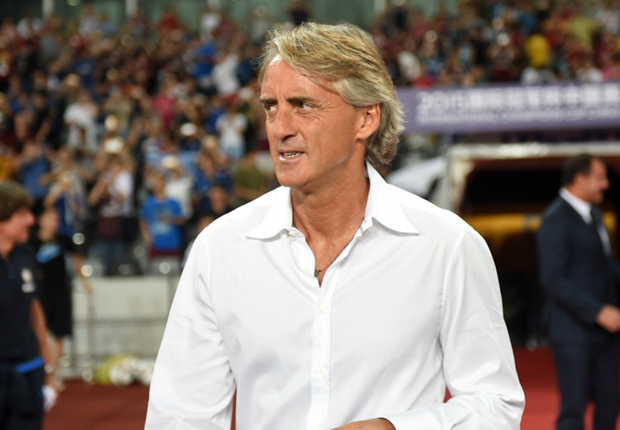 roberto-mancini-milan-inter-friendly-match-25072015_zdsavor0v5to1rsr8cuzg6waw.png
