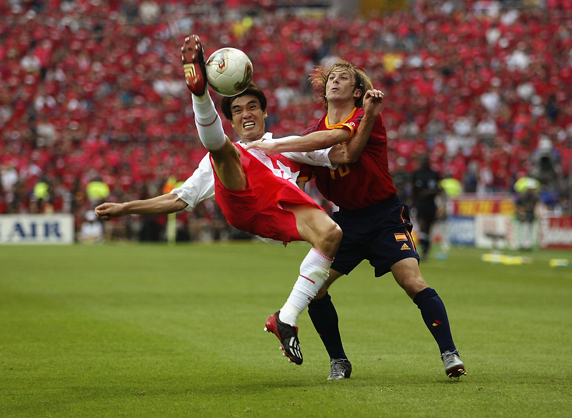 choi-jin-cheul-south-korea-2002-world-cup_147x9umkr7w39158fza4m3kfbj.jpg