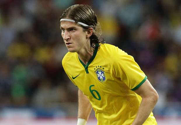 filipe-luis-brazil-friendly-14102014_1tvmwzttz0skq16mf2ceoyyx7l.jpg