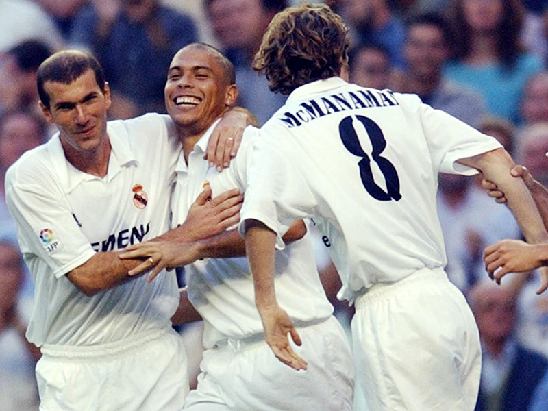   Galacticos Ronaldo Real Madrid Alaves debut 2002 