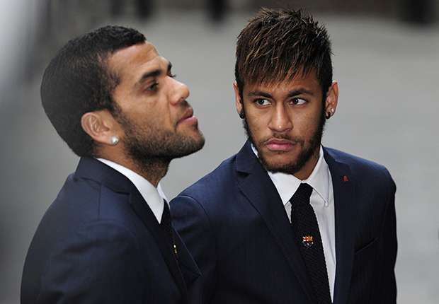 tito-vilanova-funeral-neymar-dani-alves_11tzybiiehkp714o176lq3k3gi.jpg