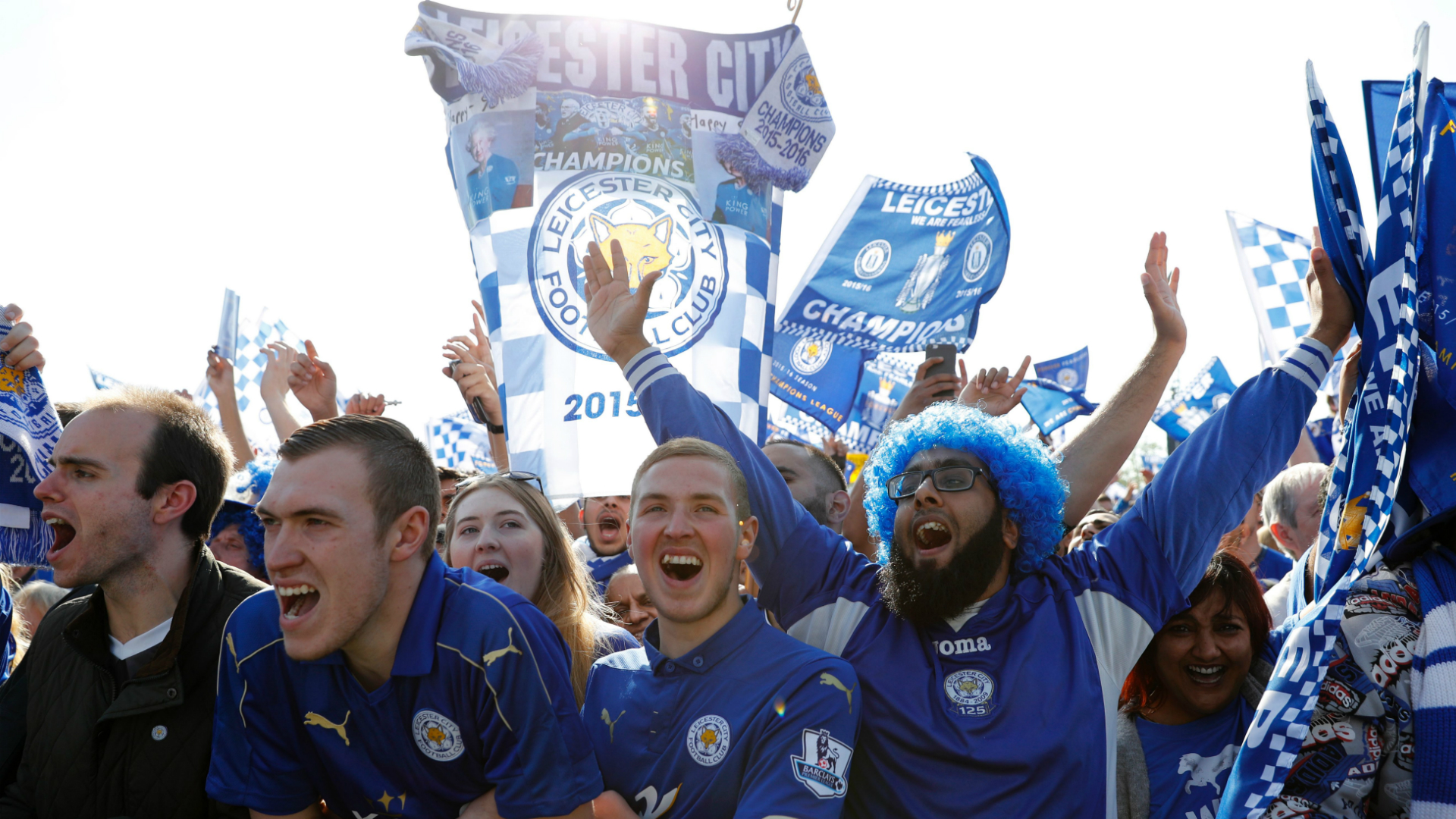 HD Leicester title parade - Goal.com