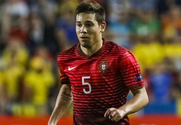 raphael-guerreiro-portugal_12wag0k5b0hqx1ow5ejri4ugrs.jpg