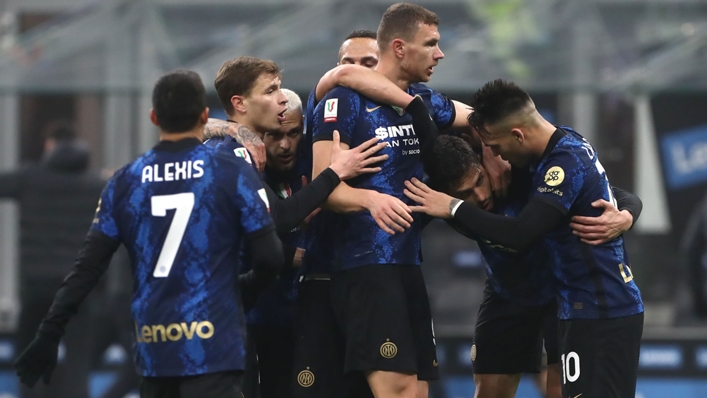Inter celebrate Stefano Sensi's winner