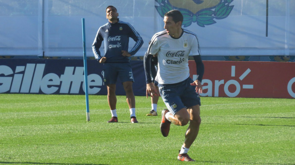 Sampaoli metió mano y cambió de esquema