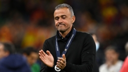 Luis Enrique accepts runner-up medal in Nations League