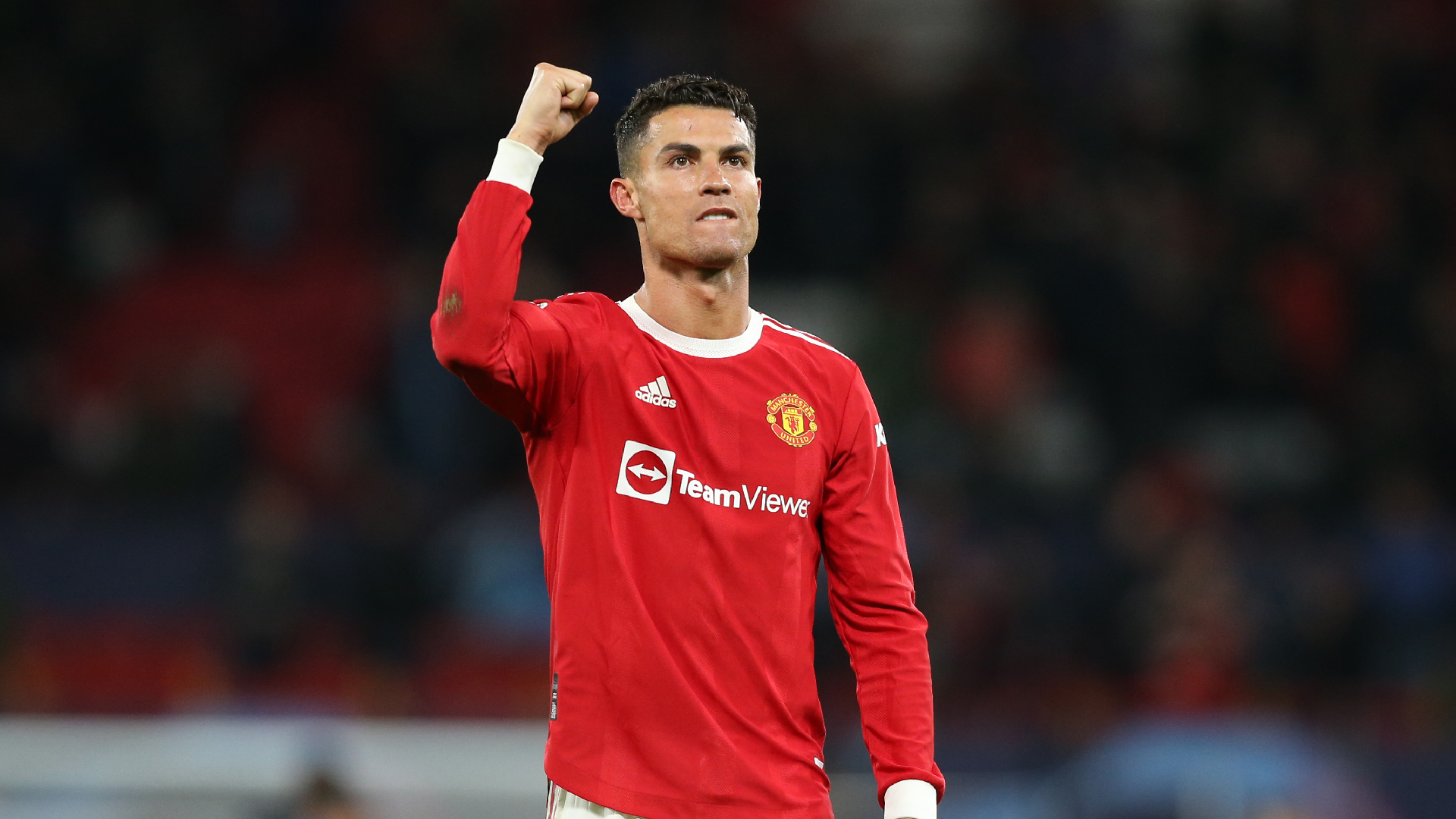 Ronaldo issues rallying cry to Man Utd team-mates – it's time to roll up the sleeves
