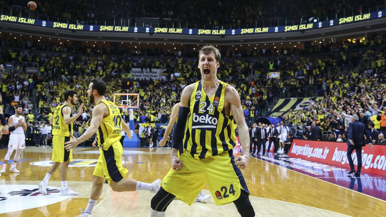 THY Euroleague'in 15. haftasÄ±nda FenerbahÃ§e Beko, Real Madrid'i 65-63 yenerek 14. galibiyetini aldÄ±. ile ilgili gÃ¶rsel sonucu