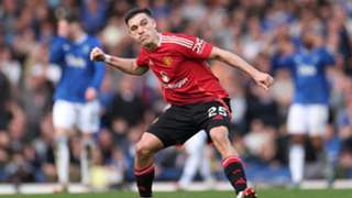 Everton 2-2 Manchester United: Ugarte finishes off late comeback