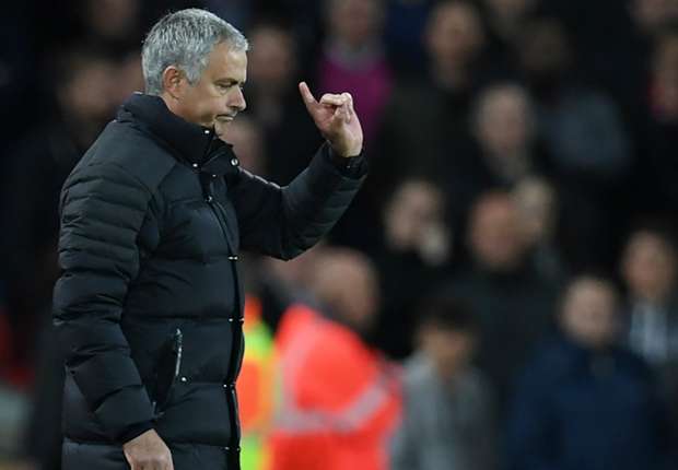 jose-mourinho-cropped_1mc2r0mzfg62p1f4757ogxr1dr.jpg