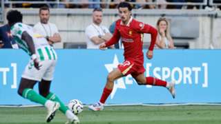 Slot hopes Jones 'recovers fast' after limping off against Betis