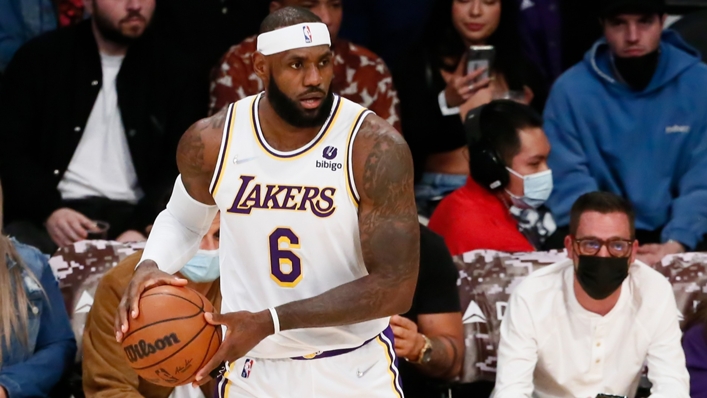 Injured Lakers superstar LeBron James