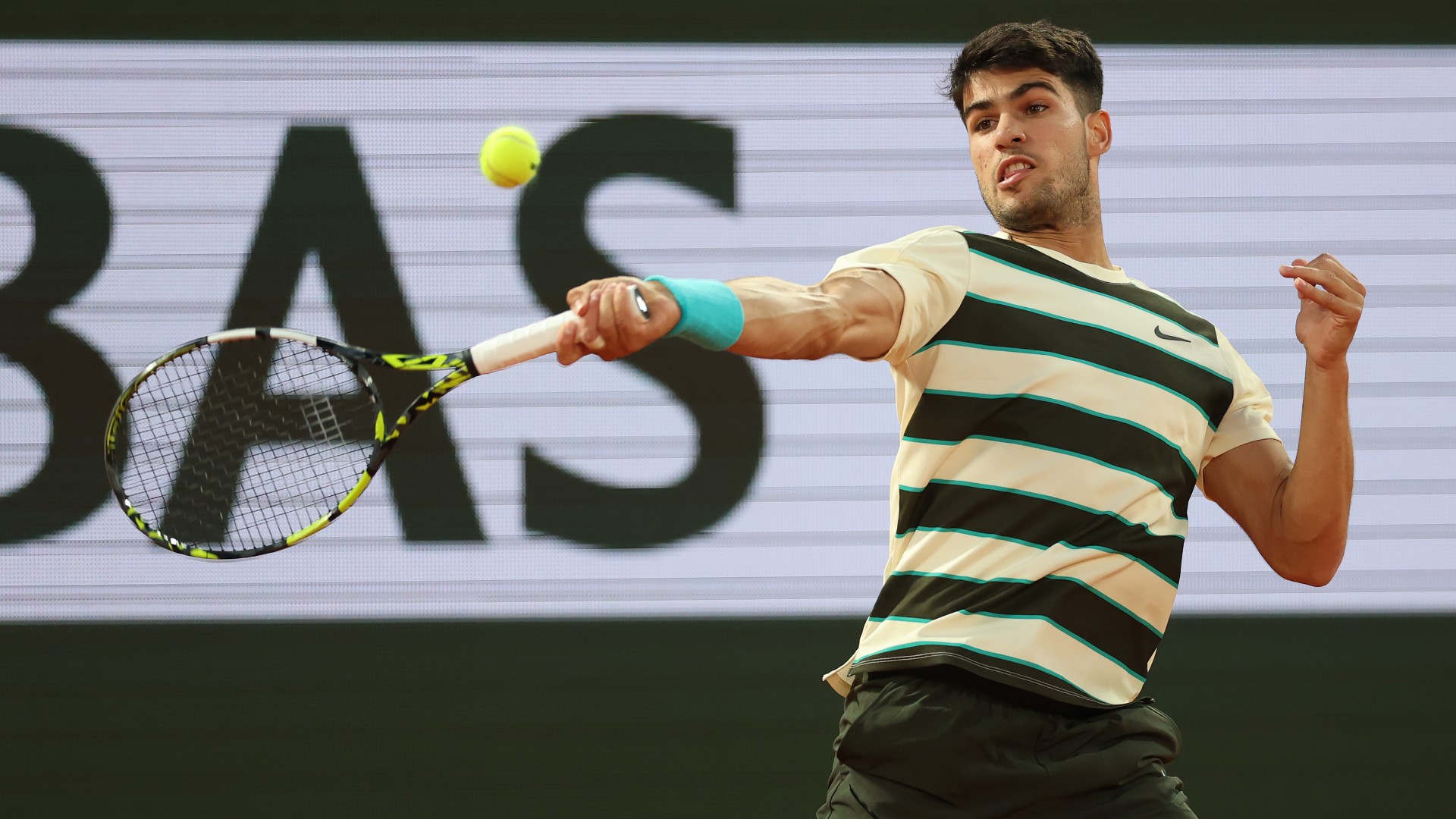 French Open: Alcaraz was 'feeling unbelievable' during dominant Paul win
