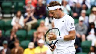 Wimbledon: Ruud suffers second-round exit after veteran Fognini masterclass