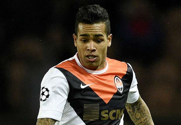 alexteixeira-cropped_lq05deri9ssqz2viyklbqhig.jpg