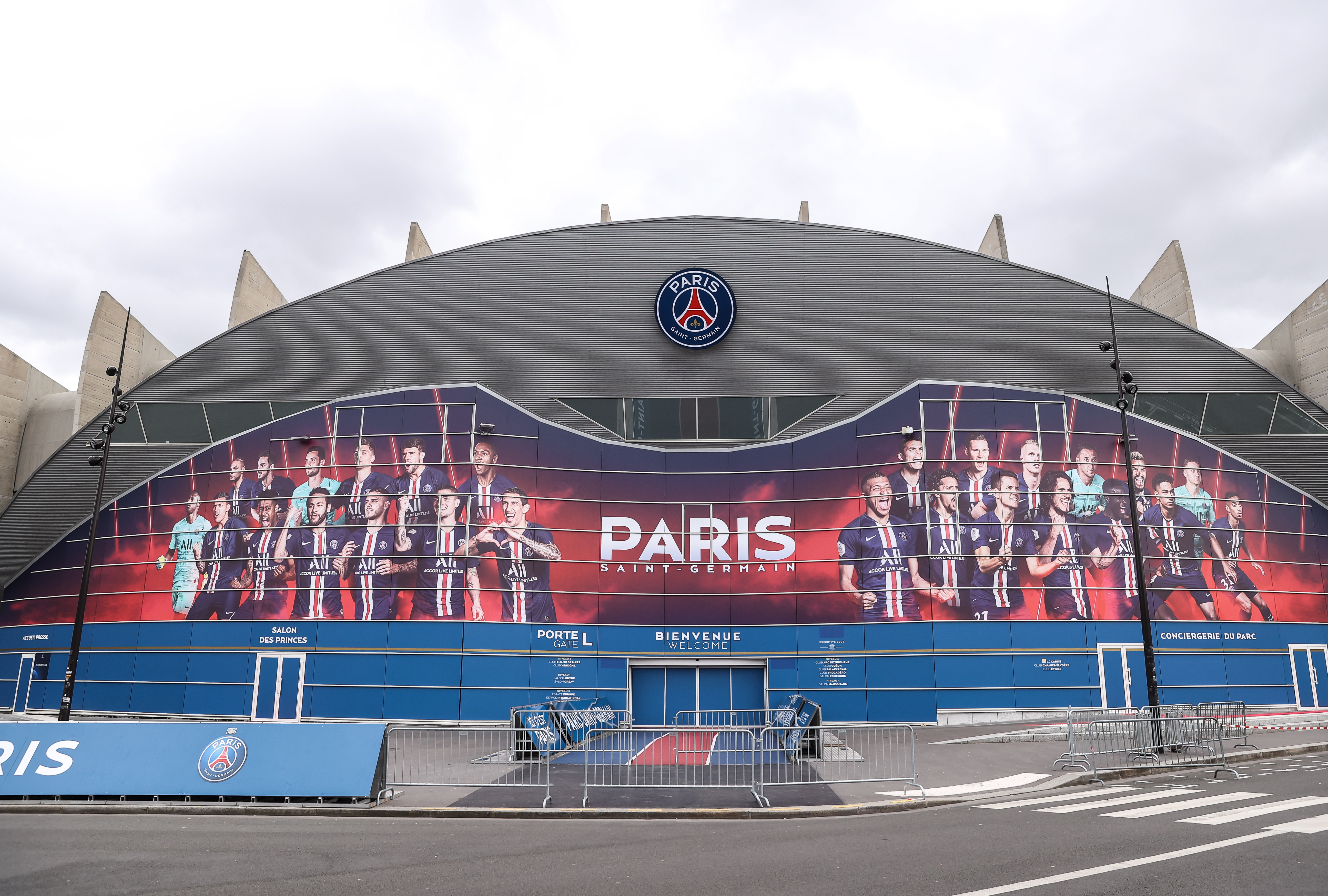 The Parc des Princes, which looks a little different today to how it would have back in 1960, hosted the clash