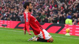 Manchester United 3-0 Leicester City: Fernandes stars in much-needed win