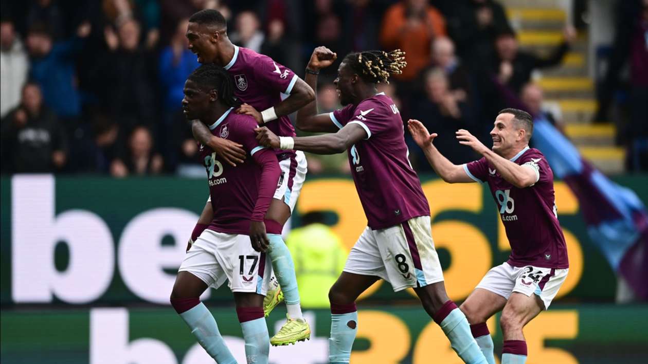 Burnley 2-0 Leeds United: Tchaouna thunderbolt lifts hosts out of bottom three