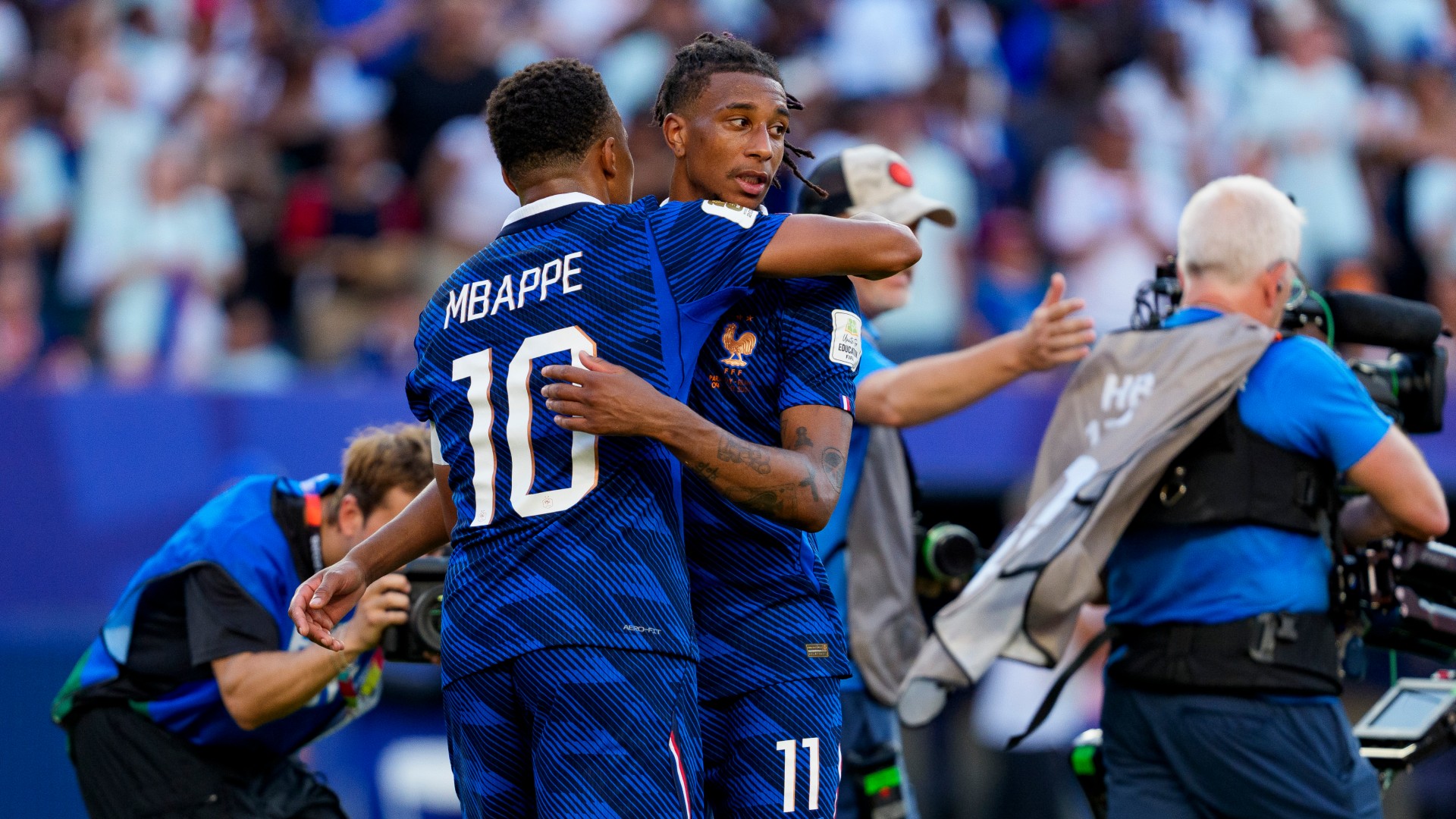 Müller elige a Olise y Mbappé como candidatos al Balón