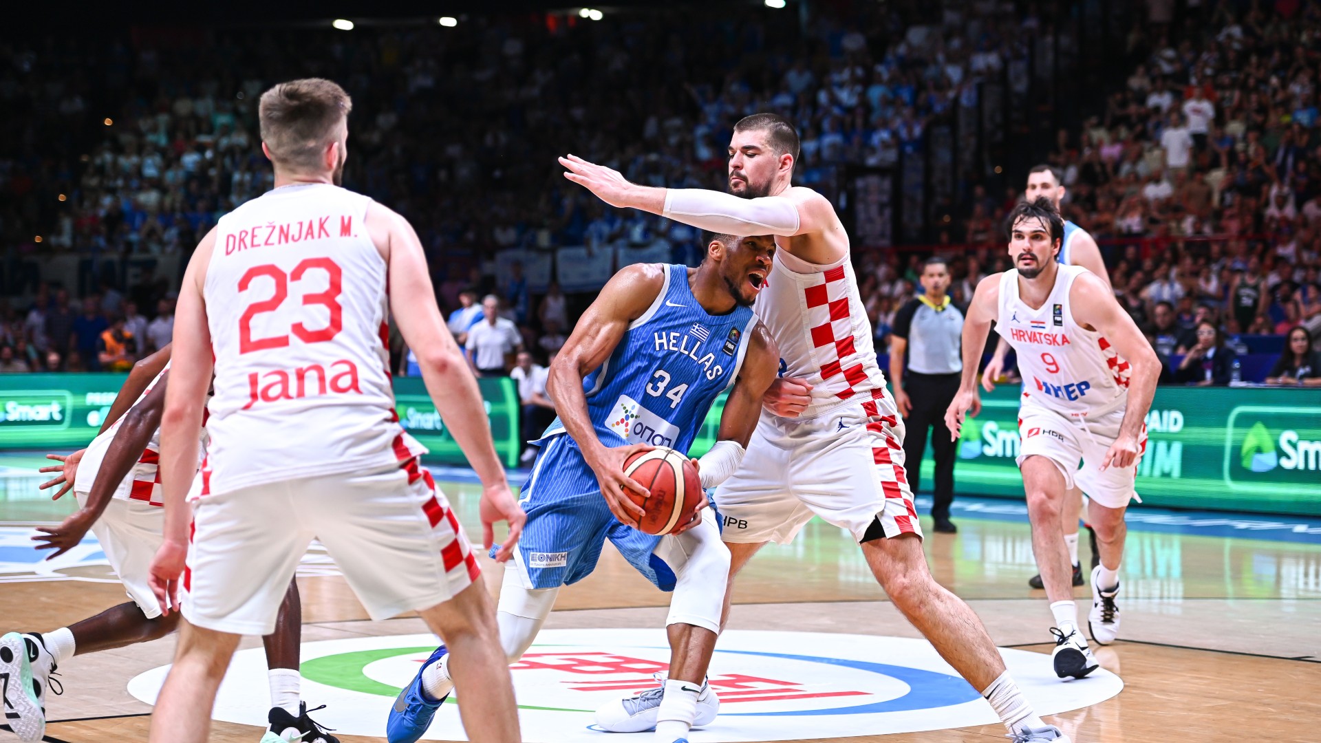 Antetokounmpo propels Greece into Paris Olympics