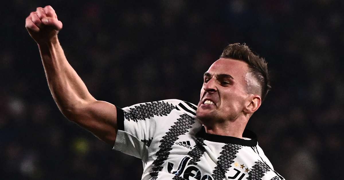 Milik scrambles in Juventus' winner for 1-0 victory over