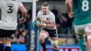 Six Nations: 'Banged up' Wainwright set to feature for Wales against Italy