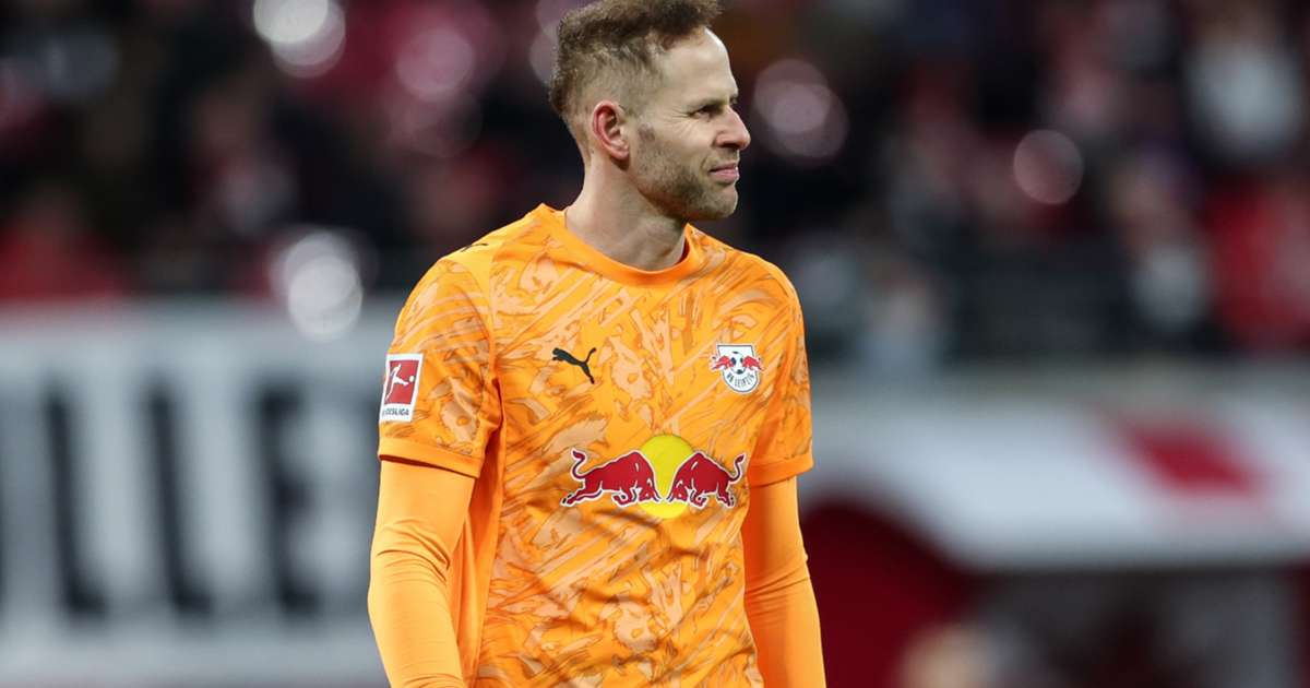 Villarreal sign Peter Gulacsi on two-year deal after 11 years at RB Leipzig