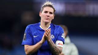 Chelsea captain Bright retires