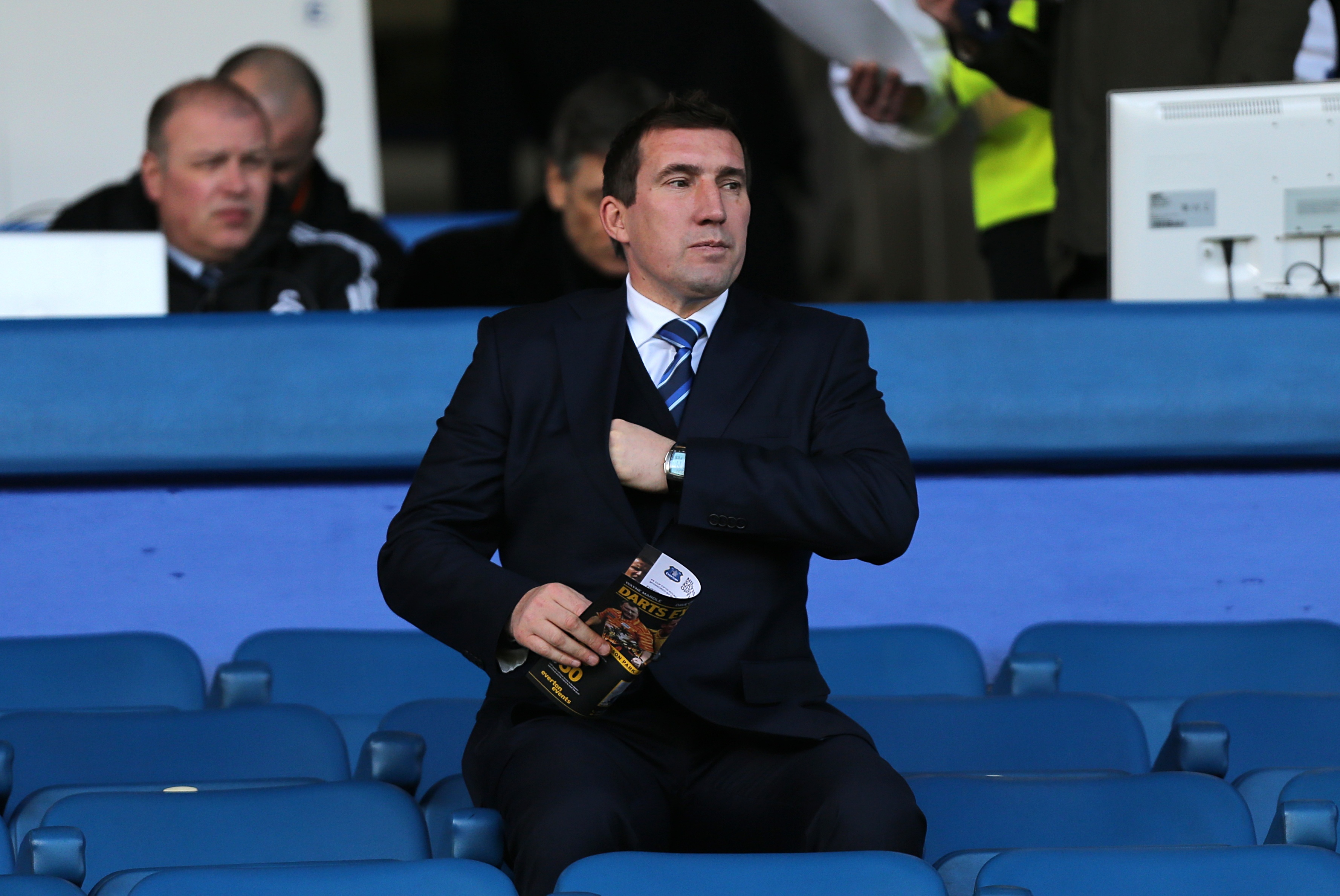 Alan Stubbs demands change ‘from boardroom down’ despite Everton escape