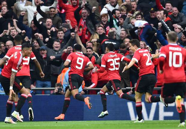 manchesterunited-cropped_1vnp1c9p81jxo1jl0dr60dsqr3.jpg