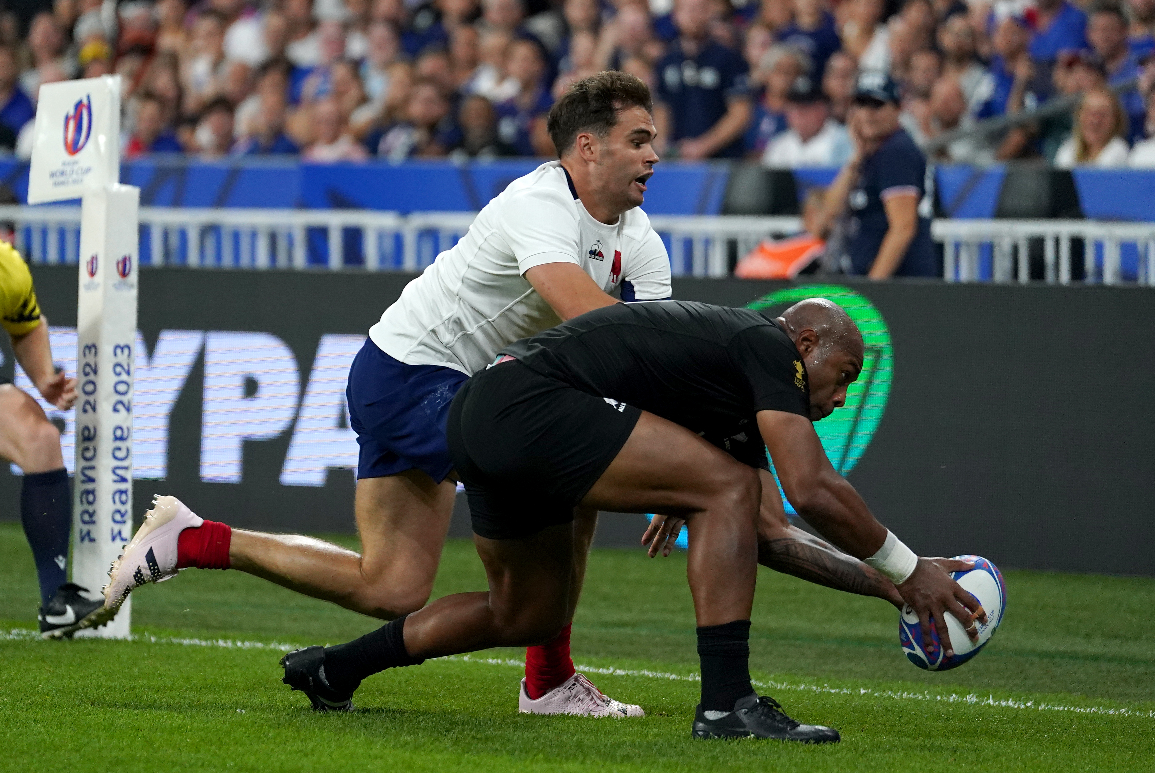 New Zealand wing Mark Telea scored two tries in the World Cup opener against France