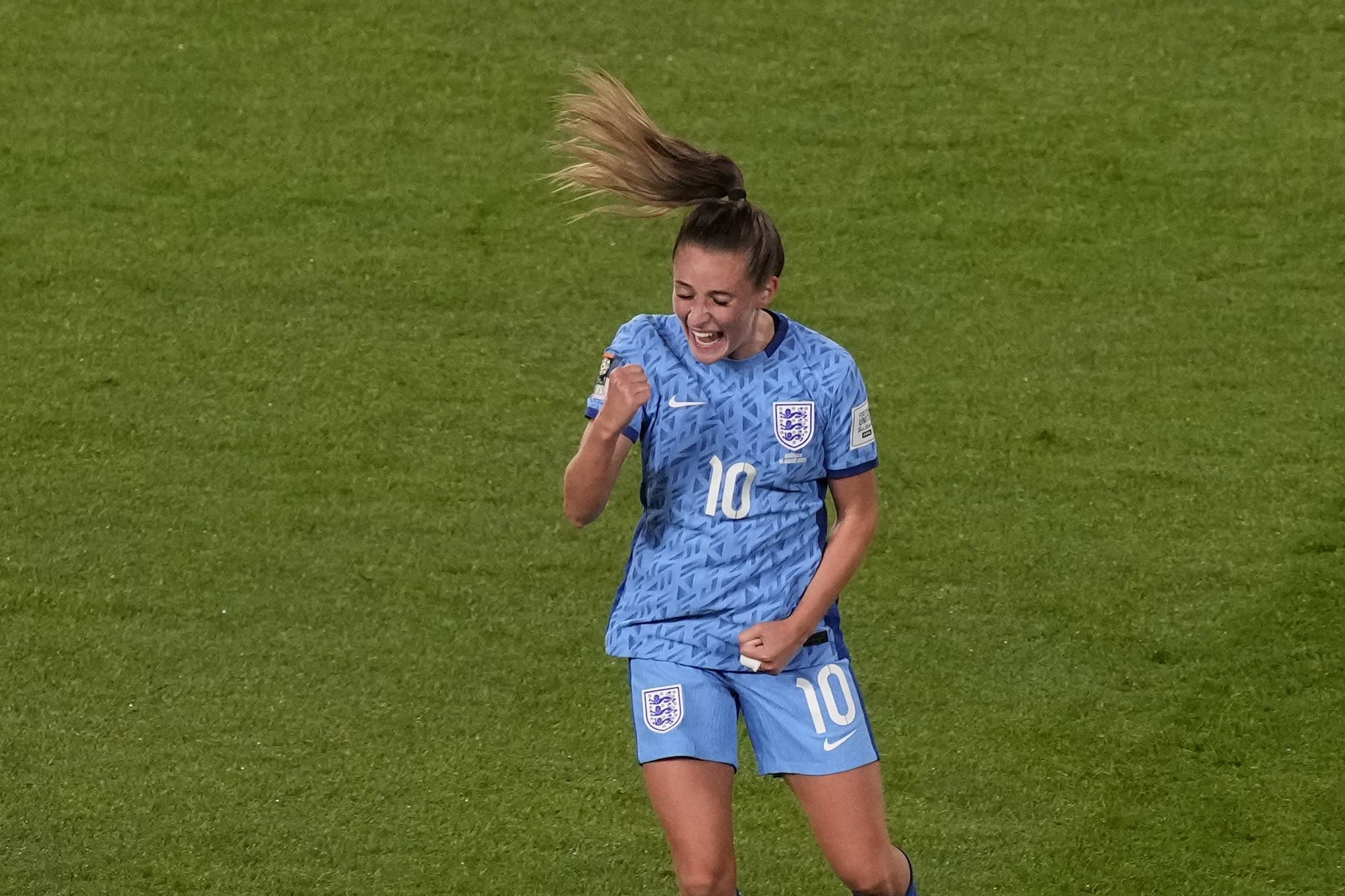Ella Toone put England on course for the final with a cracking opener