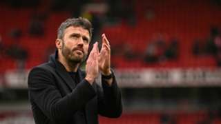 Rooney says Carrick should '100%' get permanent Man Utd job