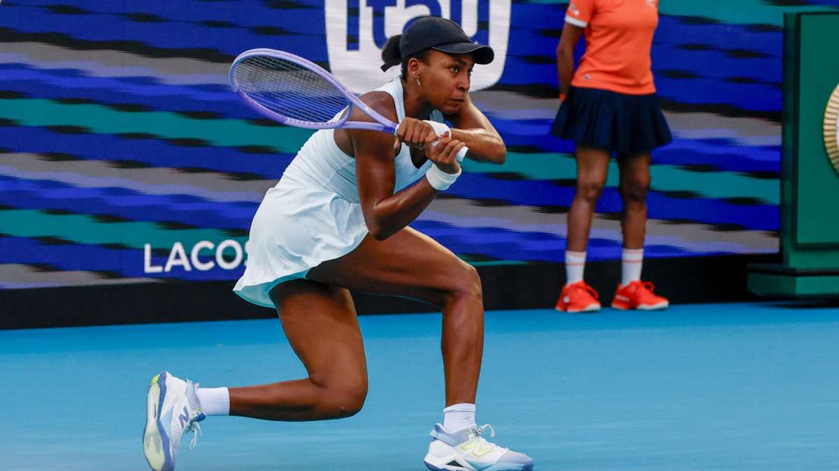 Gauff avoids upset with comeback victory over Cocciaretto in Miami