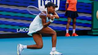 Gauff avoids upset with comeback victory over Cocciaretto in Miami
