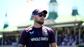 McCullum concedes 'someone better' could 'steer the ship' at England