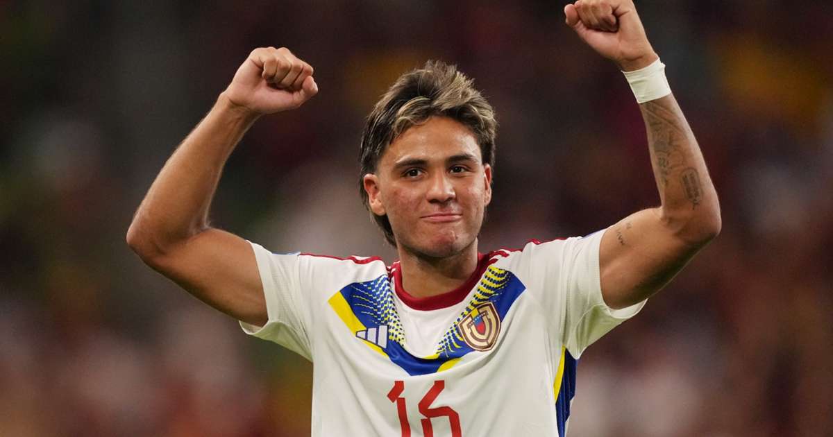 Venezuela 1-1 Brazil: Super sub Segovia holds Selecao to shock draw