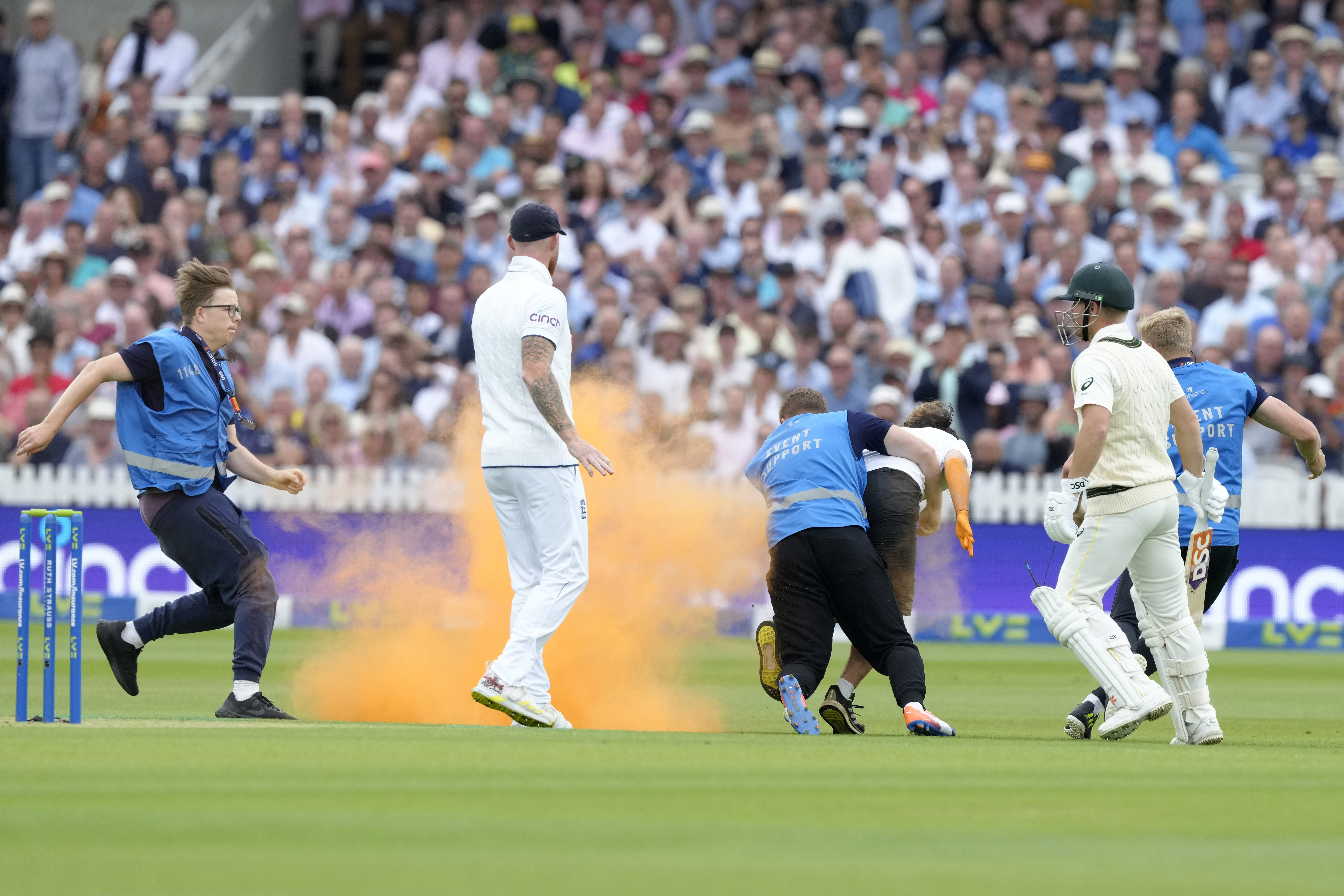 Protesters disrupt the second Test
